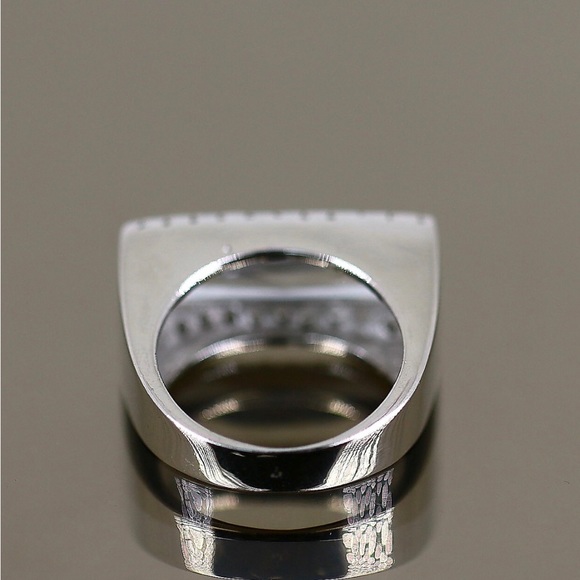 SOLD- Solid Sterling Silver Ring w/ Rectangular & Round Stones - size 7.25 - Picture 10 of 11